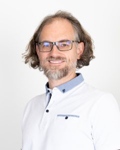 Dr. Raimund Strouhal