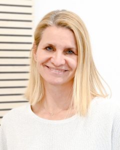 Dr. Alexandra Gala-Kokalj